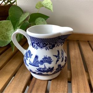 Blue Willow Creamer